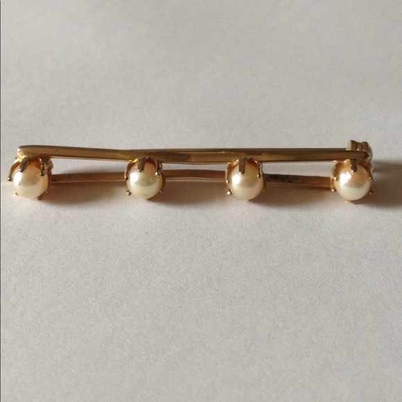 4mm pearl bar brooch - Picture 1 of 3
